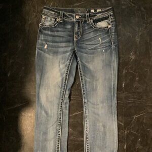 Miss me mid rise capris